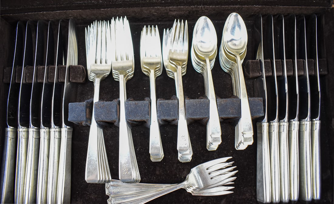 TOWLE "CRAFTSMAN" PATTERN STERLING SILVER SET - 3