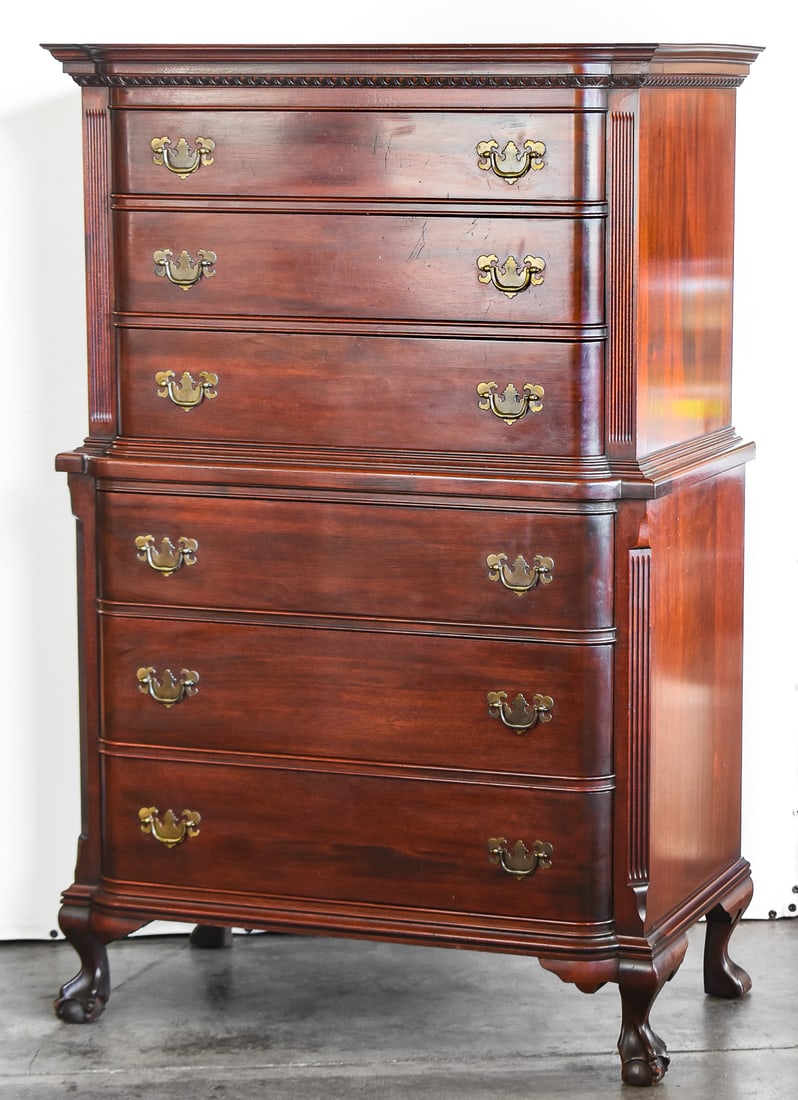 CHIPPENDALE-STYLE MAHOGANY HIGHBOY CHEST (1 of 5)