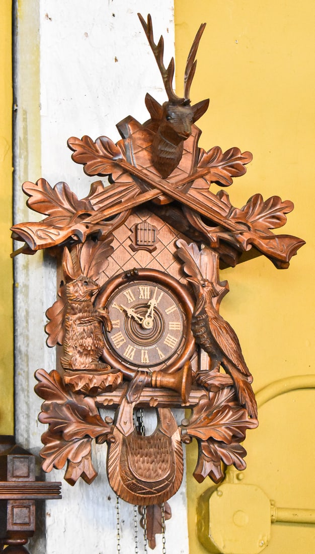 BLACK FOREST STYLE CUCKOO CLOCK - 3
