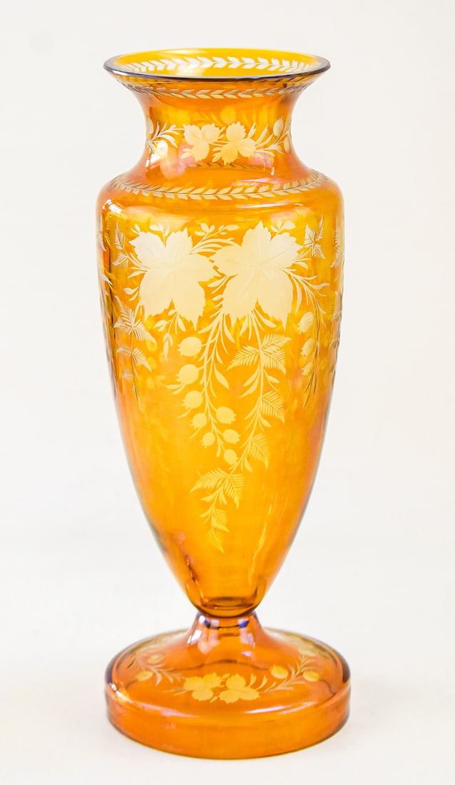 FLORAL-ETCHED AMBER GLASS VASE (1 of 2)