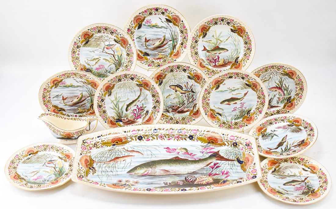 19TH CENTURY W.T. COPELAND & SONS CREAMWARE FISH SET (1 of 4)
