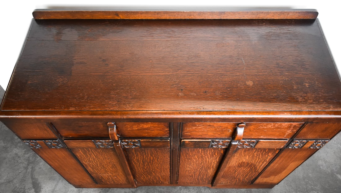 TIGAR OAK SIDEBOARD - 3