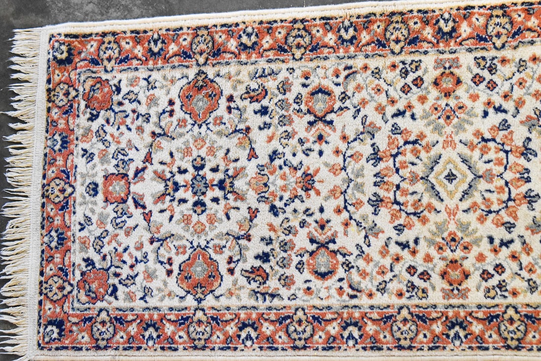 "AVESTAN" PATTERN WOOL RUNNER - 2