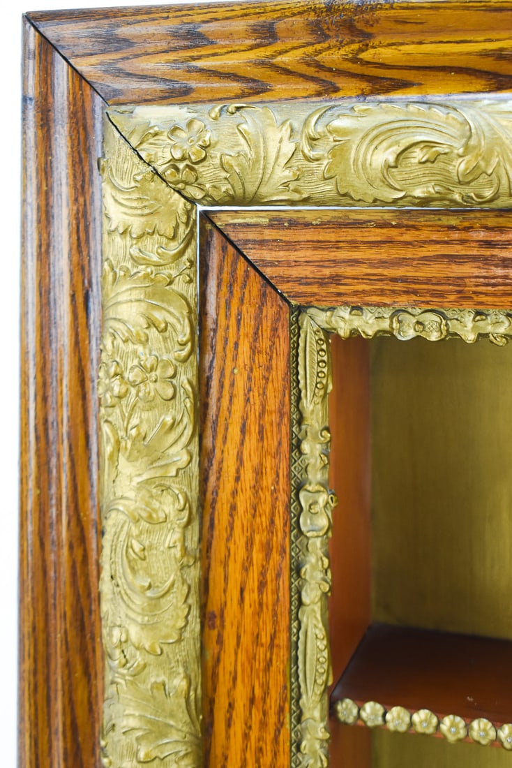 VICTORIAN GILT FRAME SHADOW BOX COMBINATION - 3