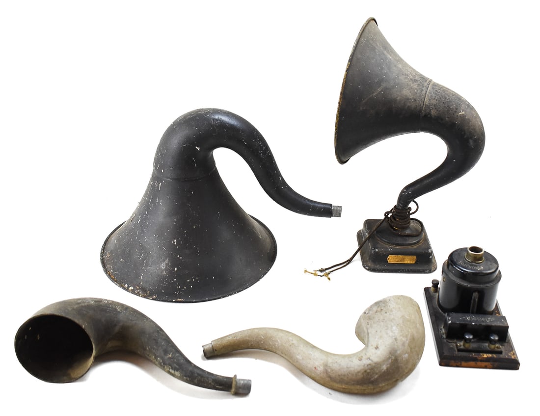 THE MAGNAVOX COMPANY TYPE R-3, TYPE M-4, AND THREE RADIO HORNS (1 of 2)