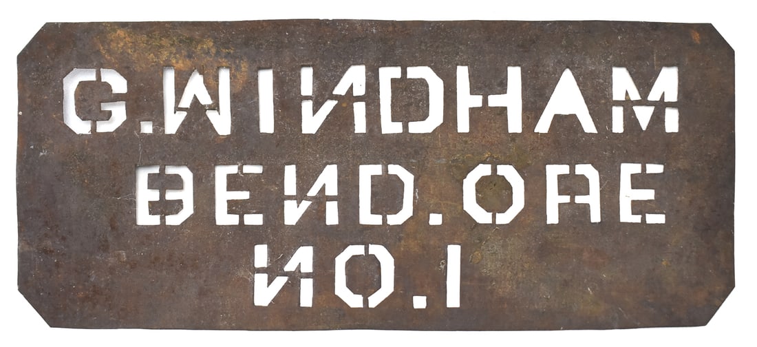 G. WINDHAM BEND, OREGON METAL SHIPPING CRATE STENCIL SIGN (1 of 2)