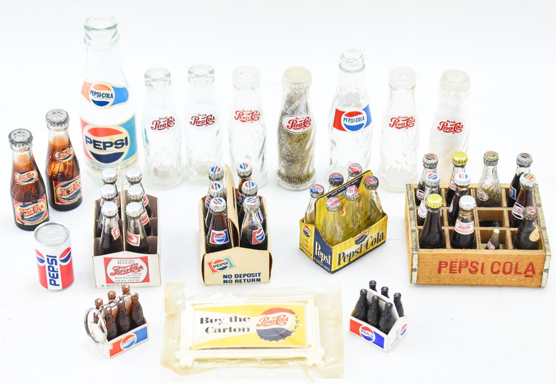 ASSORTMENT OF MINIATURE PEPSI BOTTLES, SALT & PEPPER SHAKERS, ADVERTISING (1 of 3)