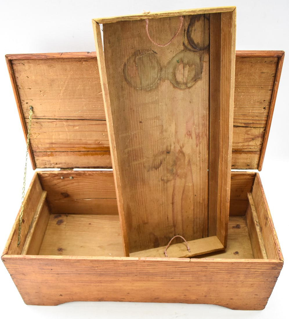 ANTIQUE PINE STORAGE CHEST - 3