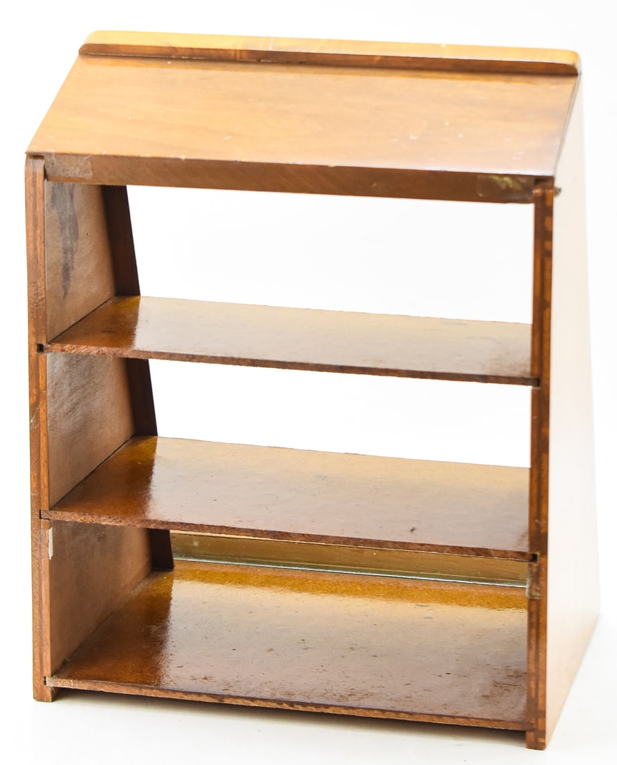 MILLER'S FORGE TABLETOP DISPLAY CASE - 3