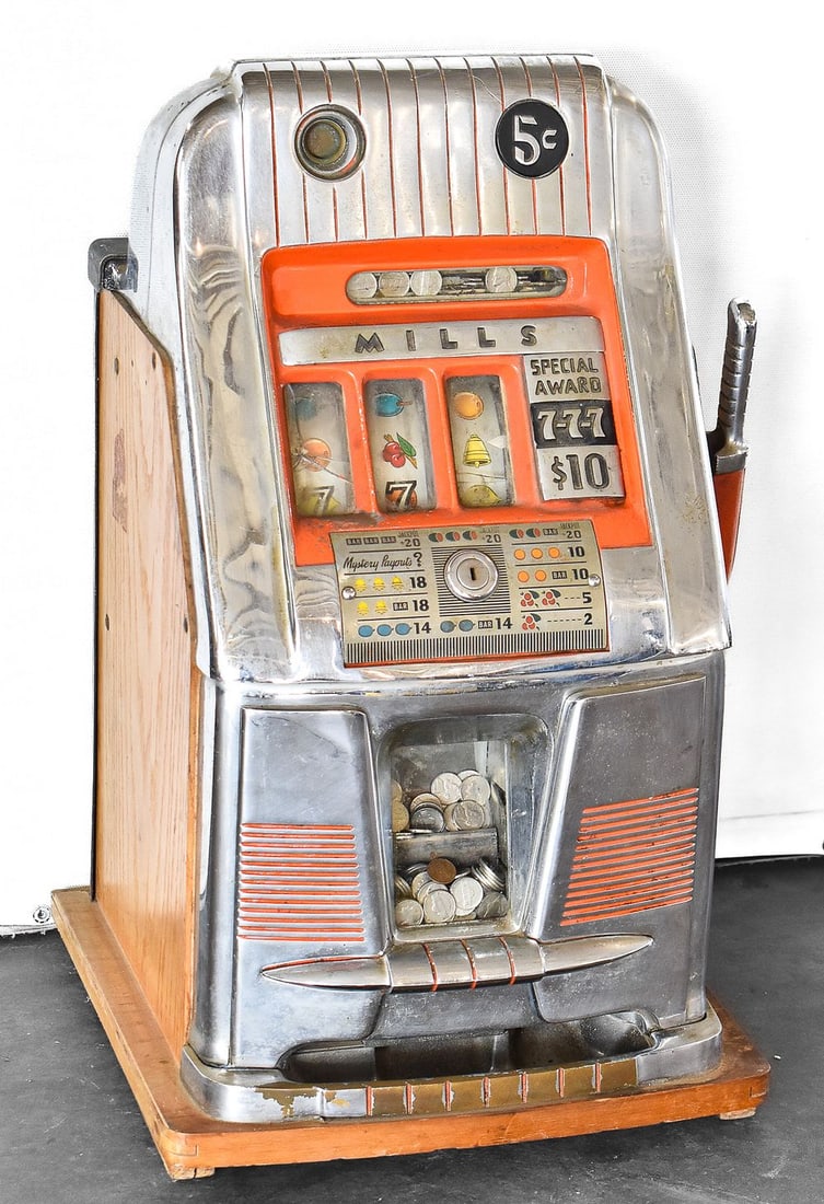MILLS "TEN DOLLAR SPECIAL AWARD" HI TOP NICKEL SLOT MACHINE (1 of 4)