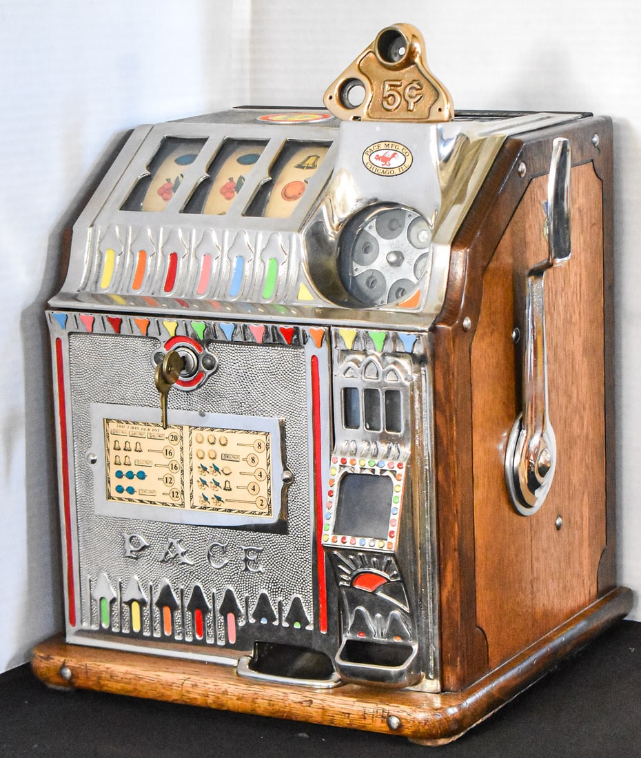 PACE BANTAM 5-CENT SLOT MACHINE (1 of 4)