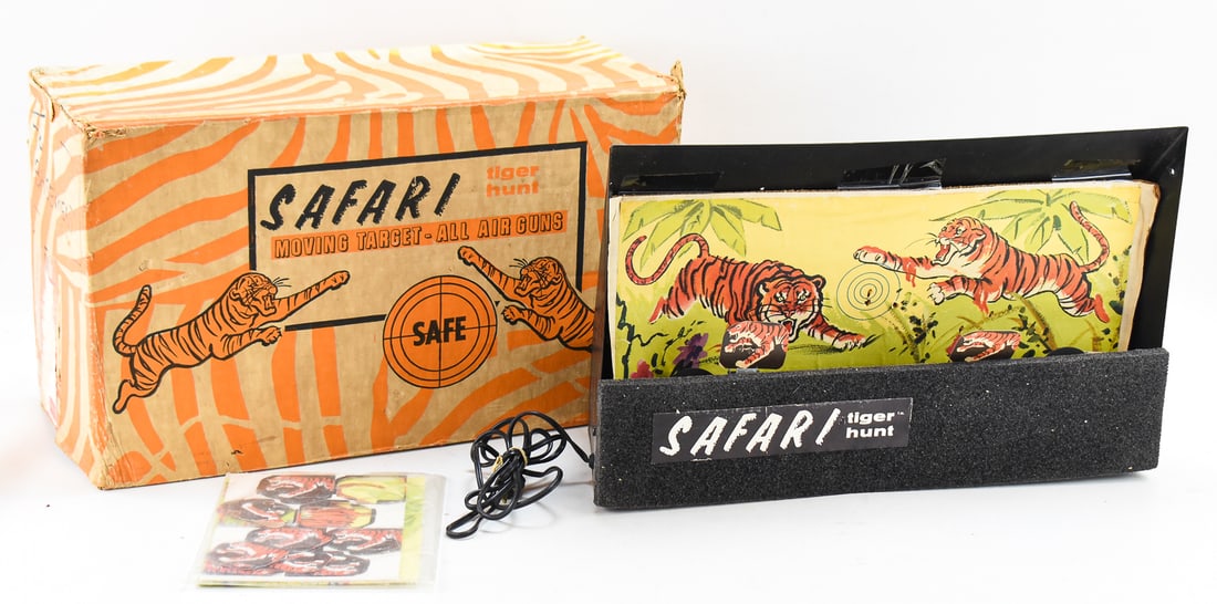SAFARI TIGER HUNT MOVING TARGET GAME (1 of 2)