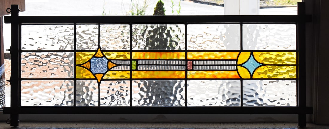 STAINED GLASS TRANSOM WINDOW PANEL (1 of 4)