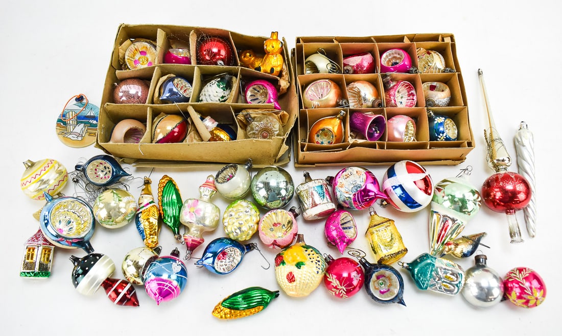 COLLECTION OF MID-CENTURY CHRISTMAS ORNAMENTS MERCURY GLASS & MORE: Circa 1950-60 Christmas tree decorations which includes plastic and mercury glass ornaments as well as a tree topper measuring approx. 10" H x 2.5" W x 2.5" D.