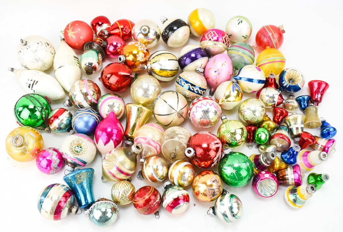 VINTAGE CHRISTMAS ORNAMENT ASSORTMENT (1 of 3)