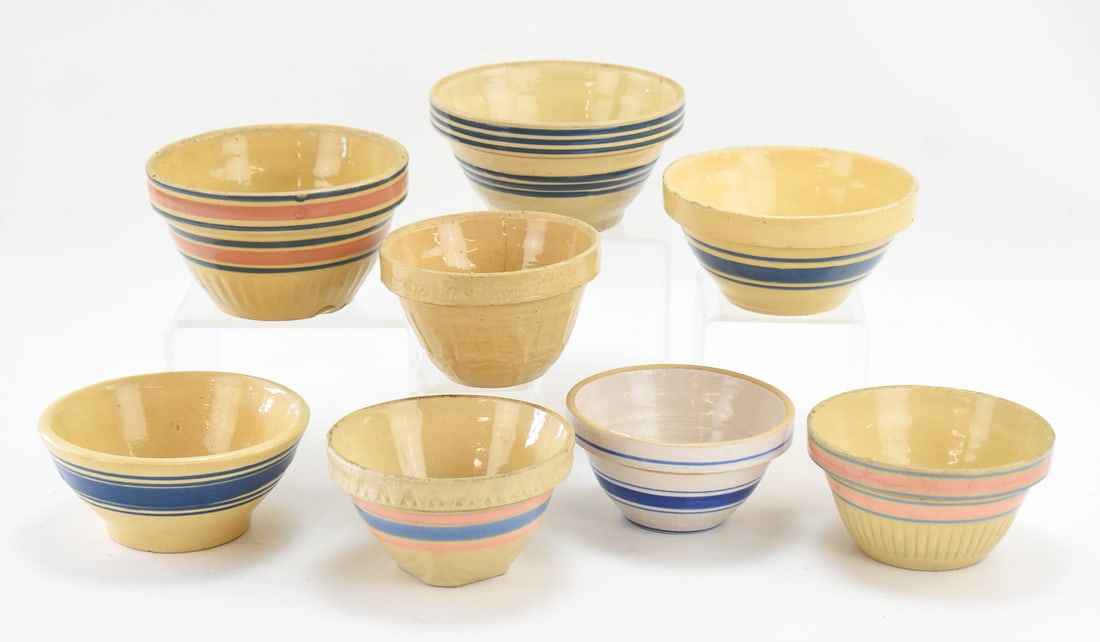 ASSORTMENT OF EIGHT YELLOW WARE MIXING BOWLS: MCCOY AND HULL POTTERY (1 of 7)