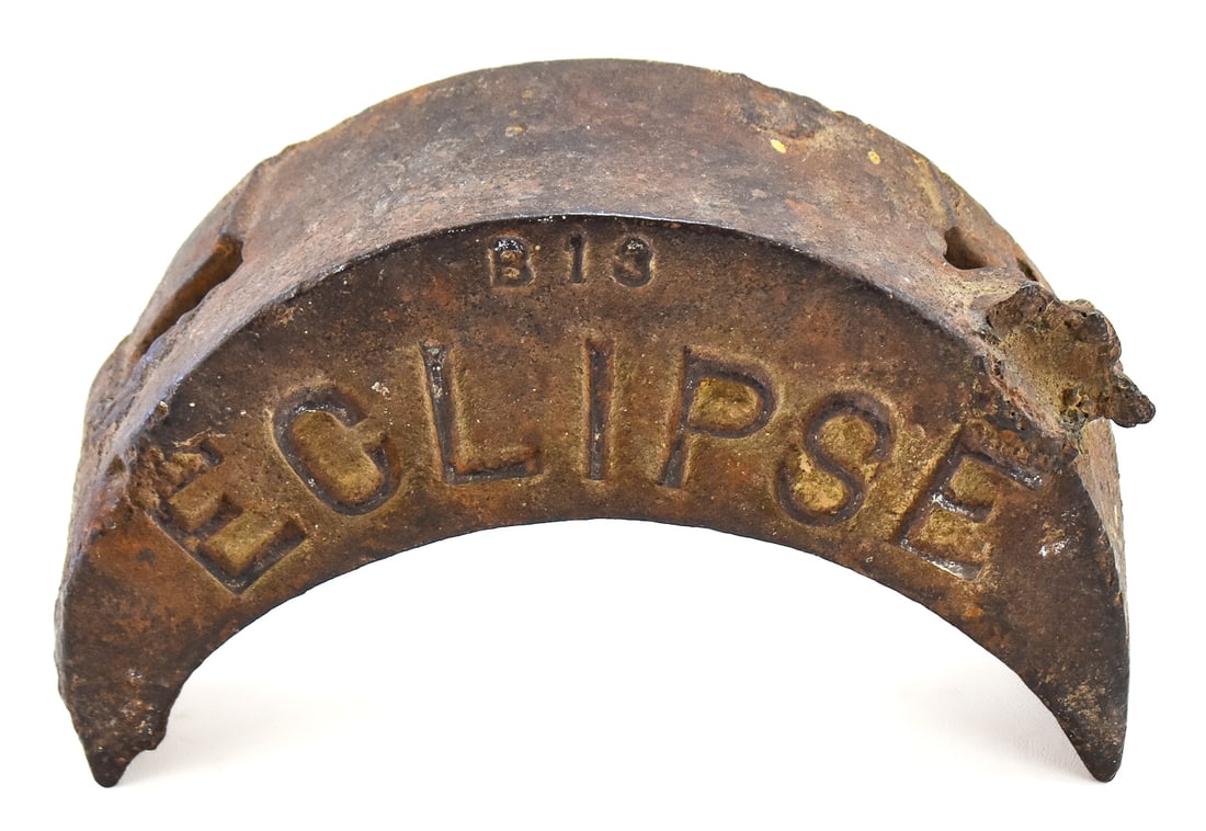 ECLIPSE B13 CAST IRON CRESCENT MOON WINDMILL WEIGHT (1 of 2)