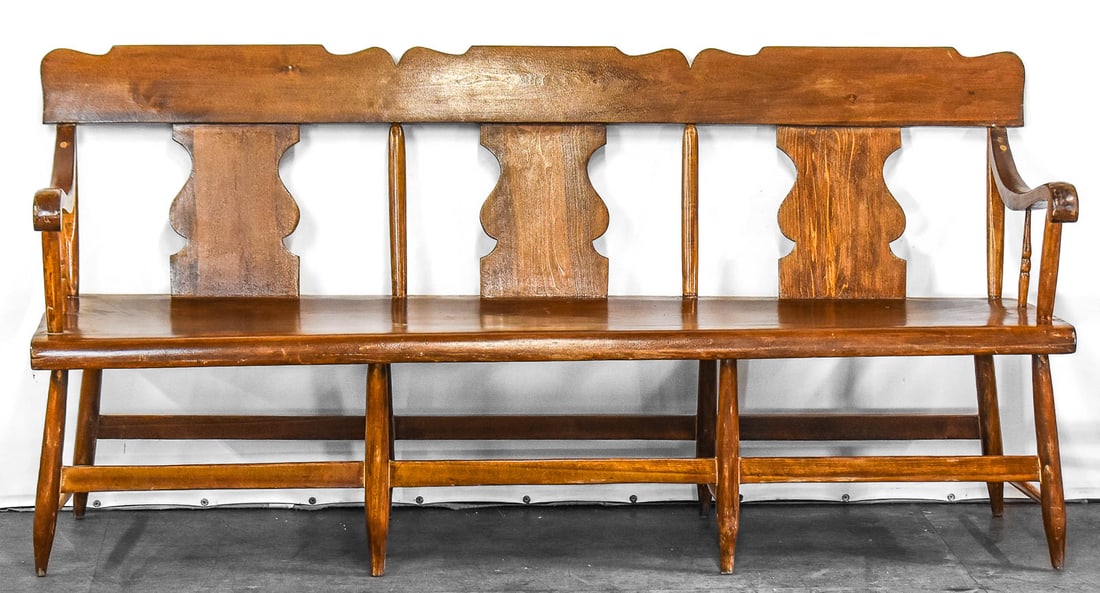 PENNSYLVANIAN STYLE PINE BENCH (1 of 3)