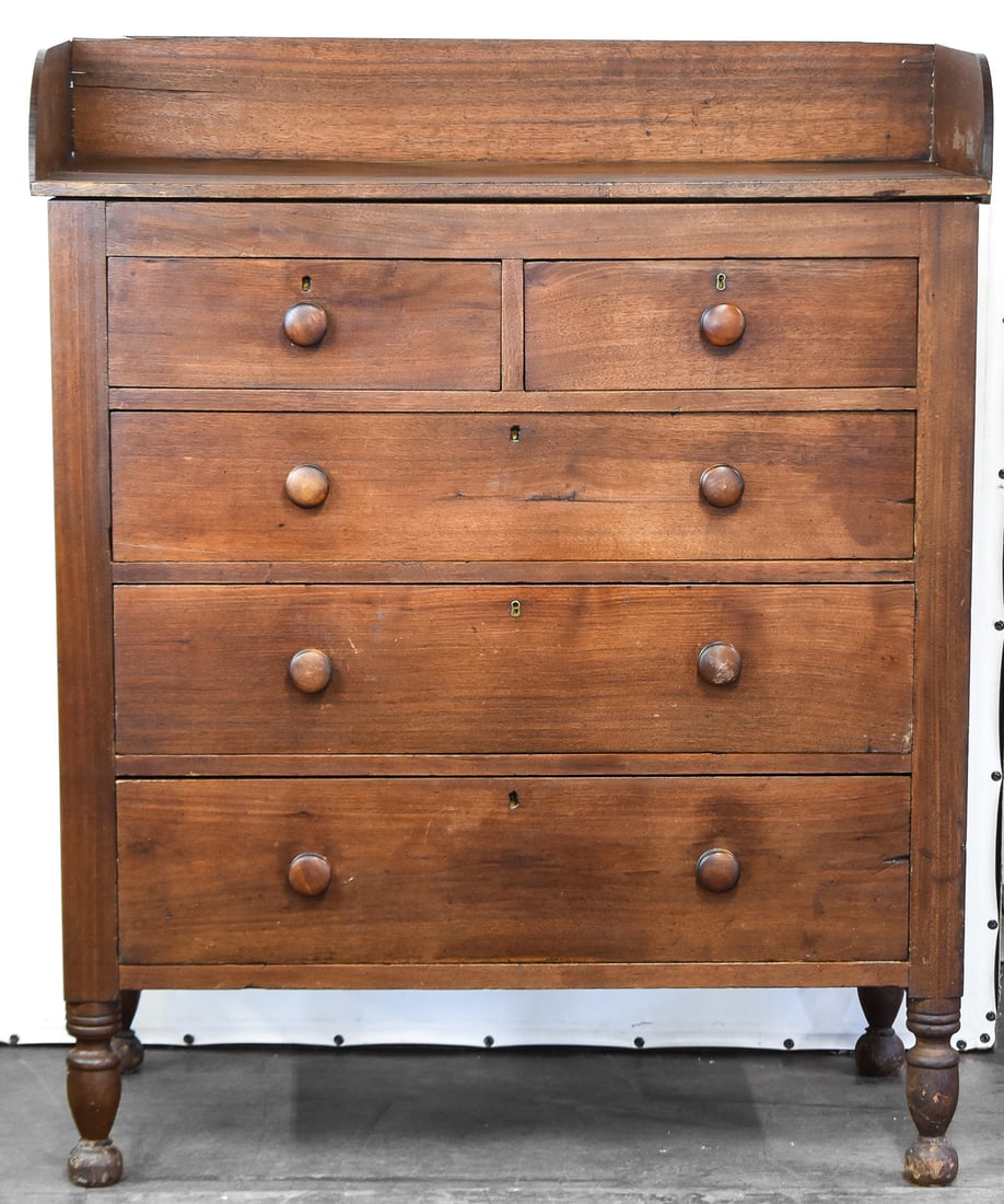 AMERICAN FEDERAL TRANSITIONAL STYLE CHERRYWOOD CHEST OF DRAWERS (1 of 2)