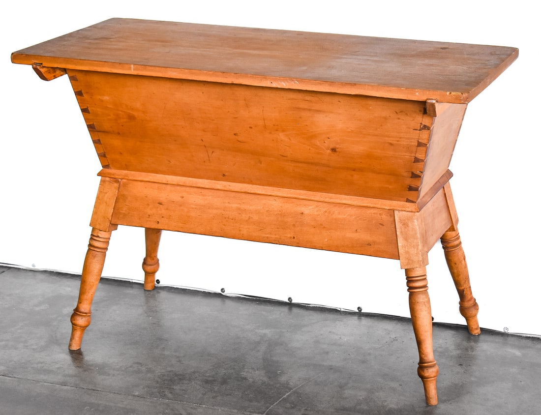 SOUTHERN STYLE PINE DOUGH TROUGH (1 of 4)
