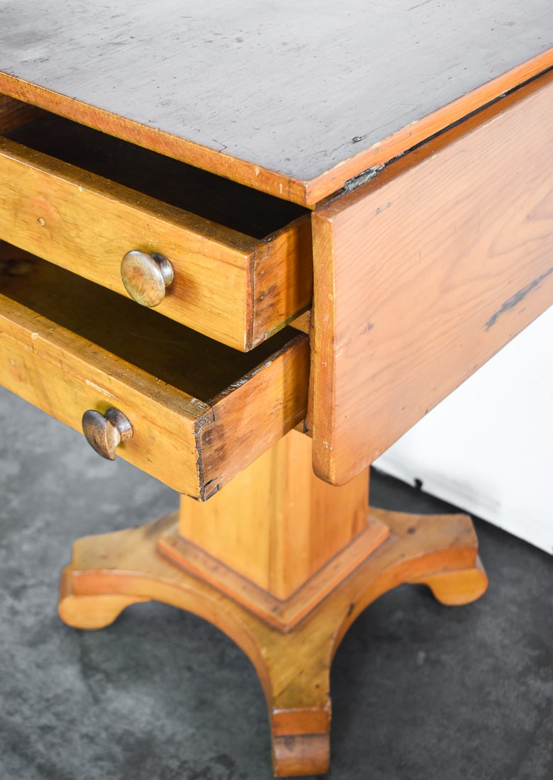 AMERICAN PINE DROP-LEAF PEDESTAL SIDE TABLE - 3