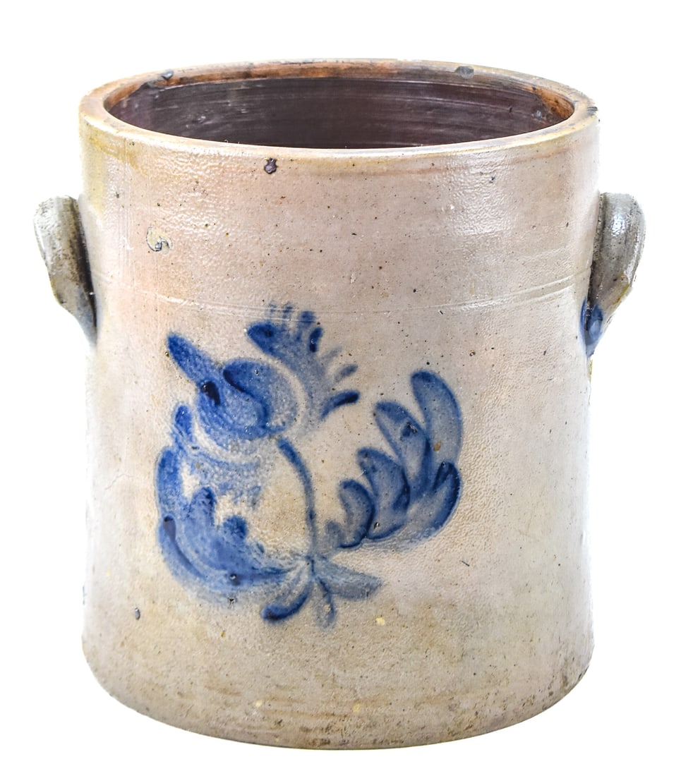 MID-ATLANTIC STYLE THREE-GALLON STONEWARE CROCK (1 of 4)