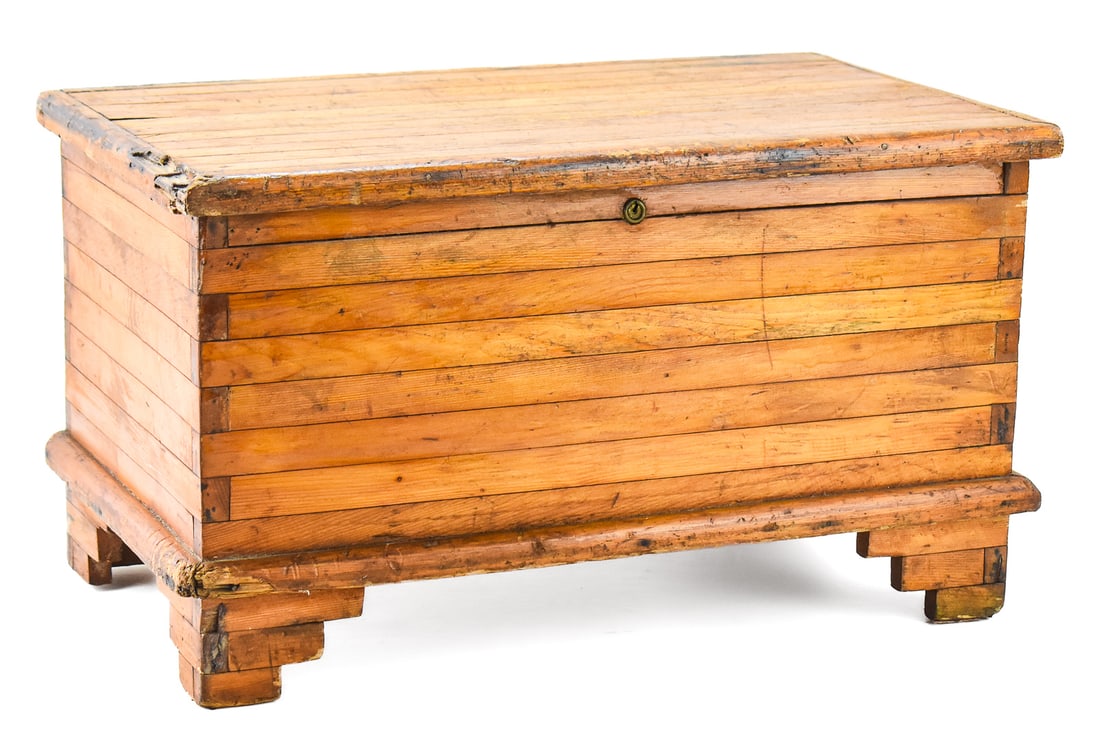 SLATTED PINE STORAGE CHEST (1 of 3)