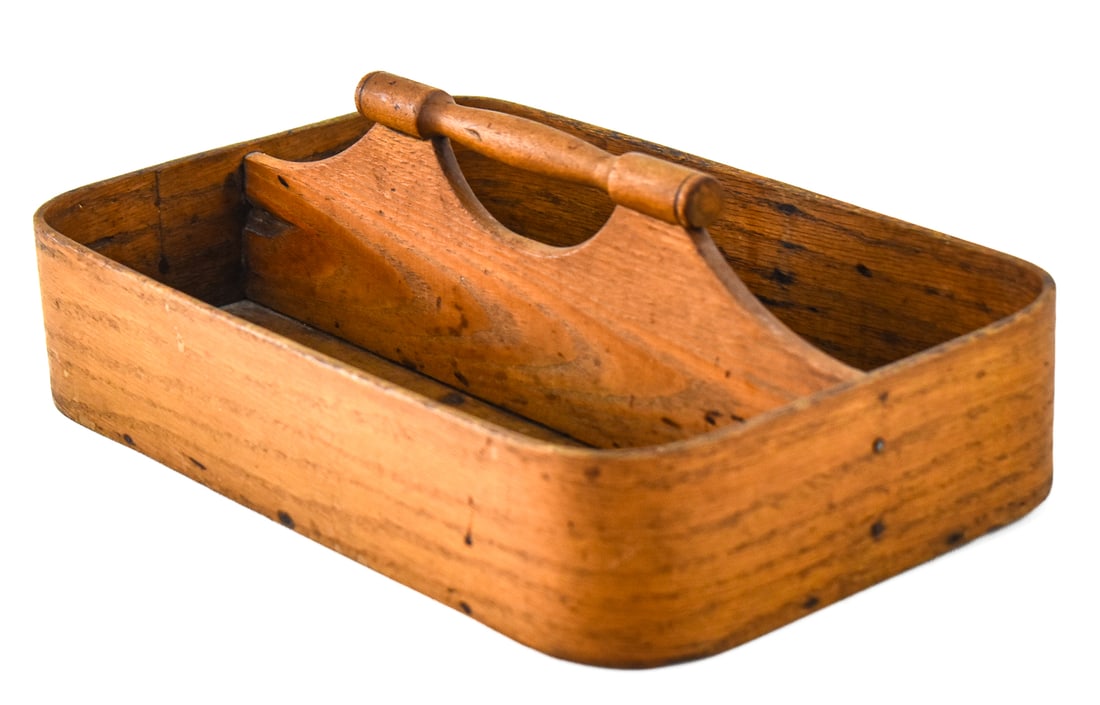PRIMITIVE BENTWOOD CUTLERY TRAY: A 19th century shaker-style bentwood cutlery tray measuring approx. 4.5" H x 13" W x 9" D.