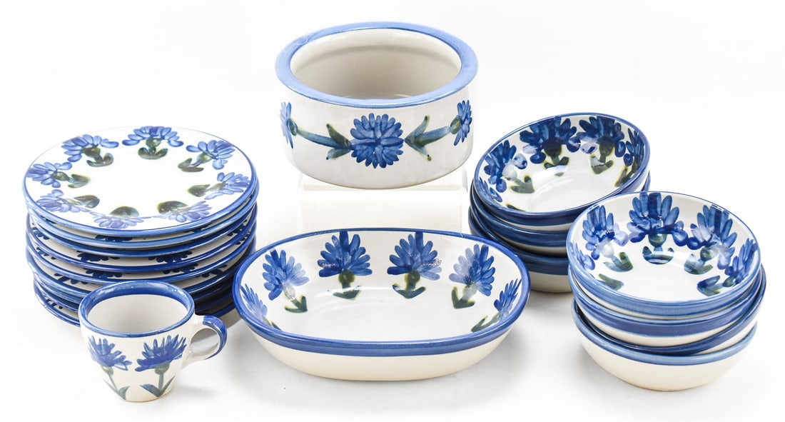 LOUISVILLE STONEWARE "BACHELOR BUTTON" ASSORTMENT: All dishes in this collection are from the 1994 Louisville Stoneware line in the pattern Bachelor Button. This assortment consists of: eight bowls, two different shaped serving bowls, nine side plates