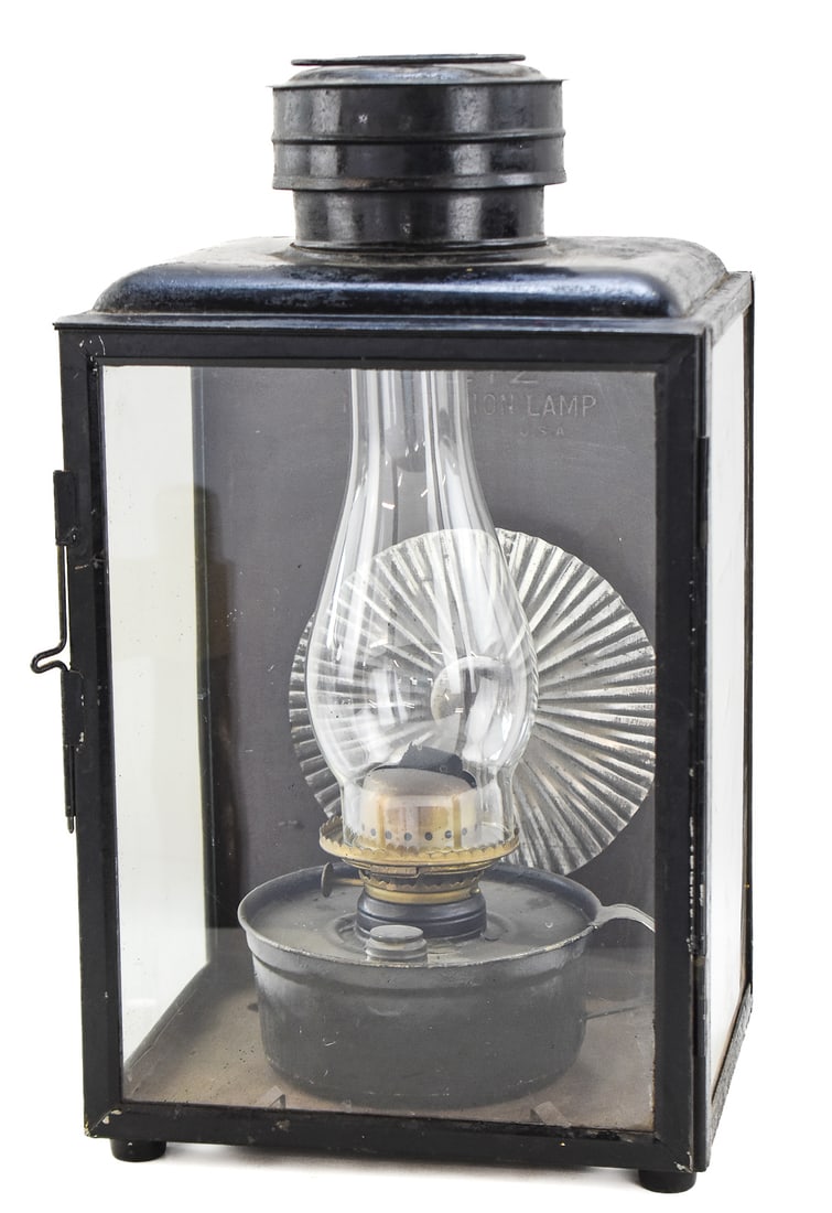 DIETZ NO. 2 CLIMAX STATION LAMP: Manufactured in the early 20th century by the R.E. Dietz Company in New York, this station lamp measures approx. 19" H x 10" W x 9" D.
