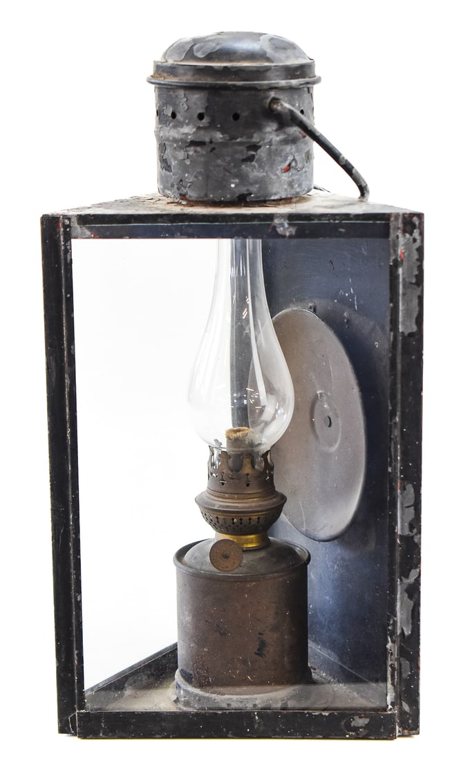 EUROPEAN TRIANGULAR STATION LANTERN W/ KOSMOS BRENNER GERMAN OIL LAMP (1 of 3)