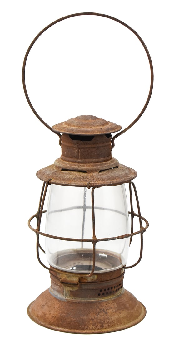 CASH & BARON "BUCKEYE" RAILROAD LANTERN: A Cash & Baron (Bellaire, OH) "Buckeye" railroad lantern with a clear glass globe, from the late 19th century. The lantern measures approx. 11" H x 6.5" W x 6.5" D.