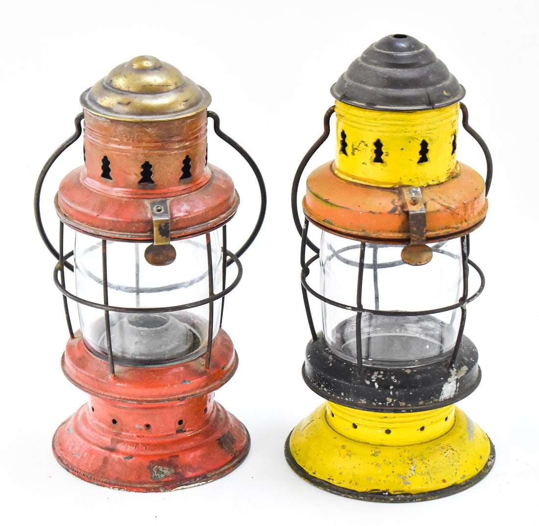 MUTI COLORED HIGHWAY LANTERNS (1 of 2)
