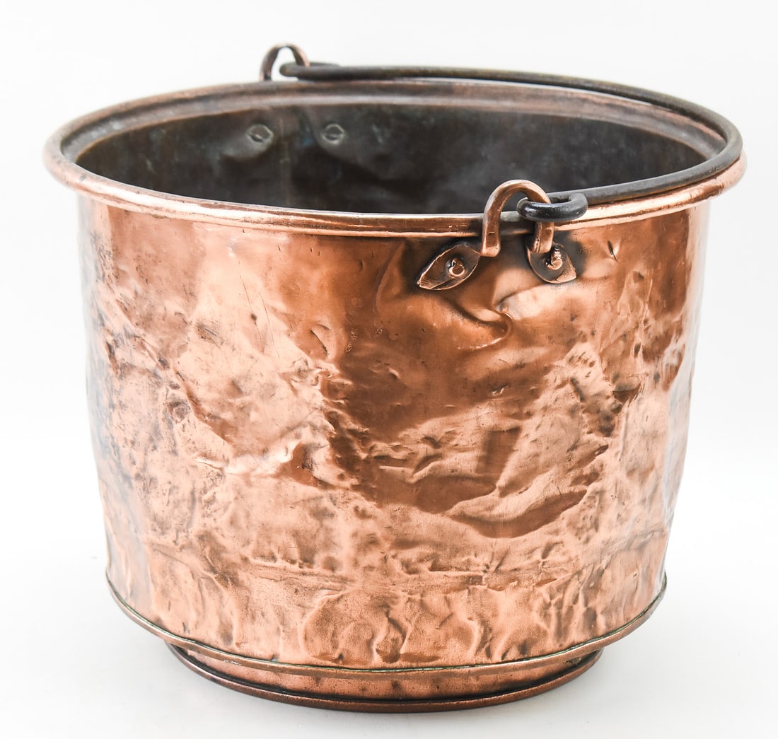 HAMMERED COPPER CAULDRON - 2