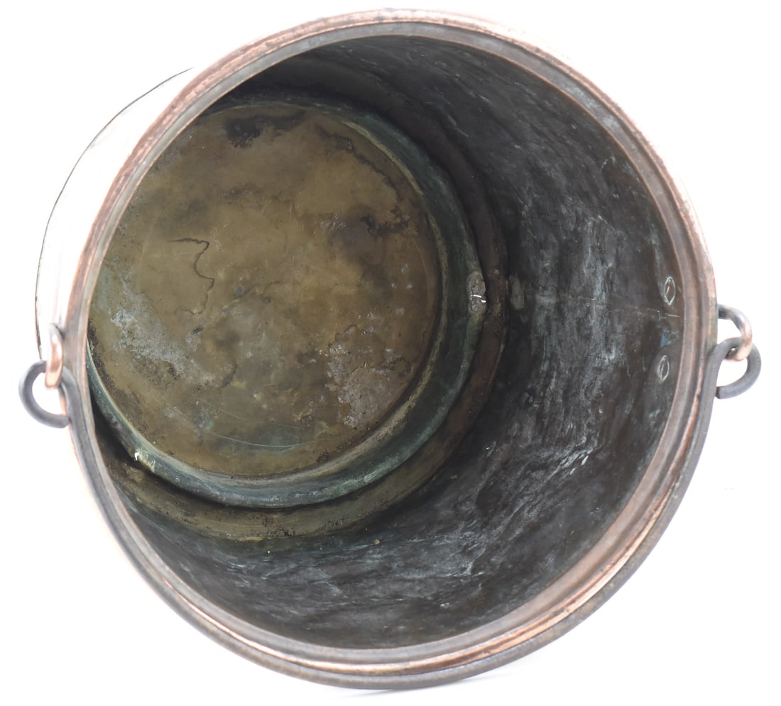 HAMMERED COPPER CAULDRON - 3