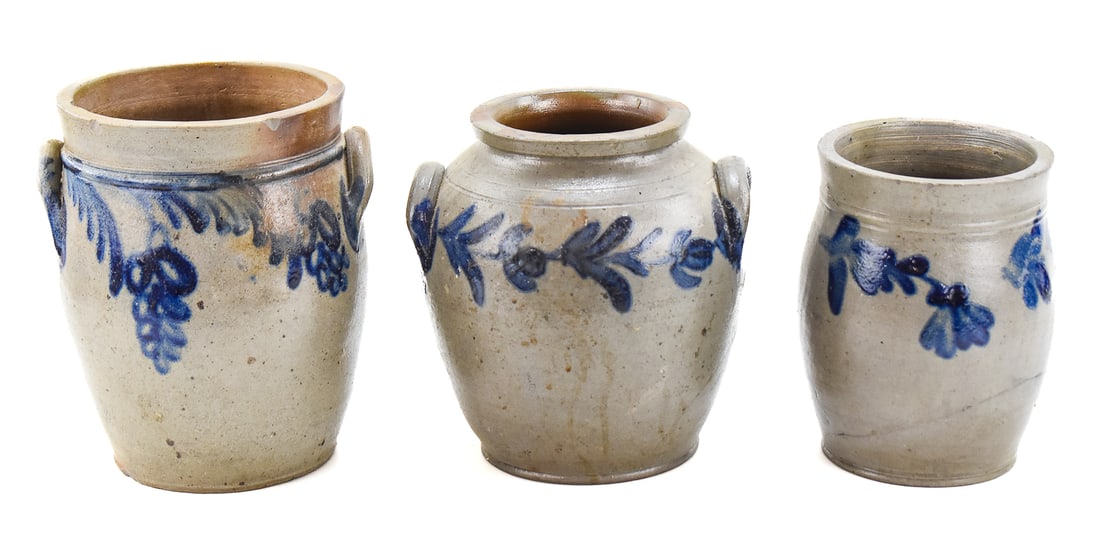 THREE MID-ATLANTIC STONEWARE CROCKS (1 of 4)