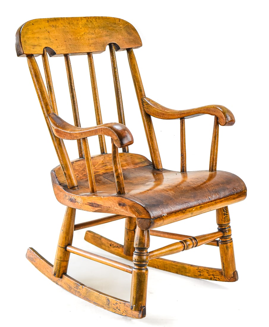 NICHOLS & STONE STYLE CHILD'S ROCKING CHAIR (1 of 3)
