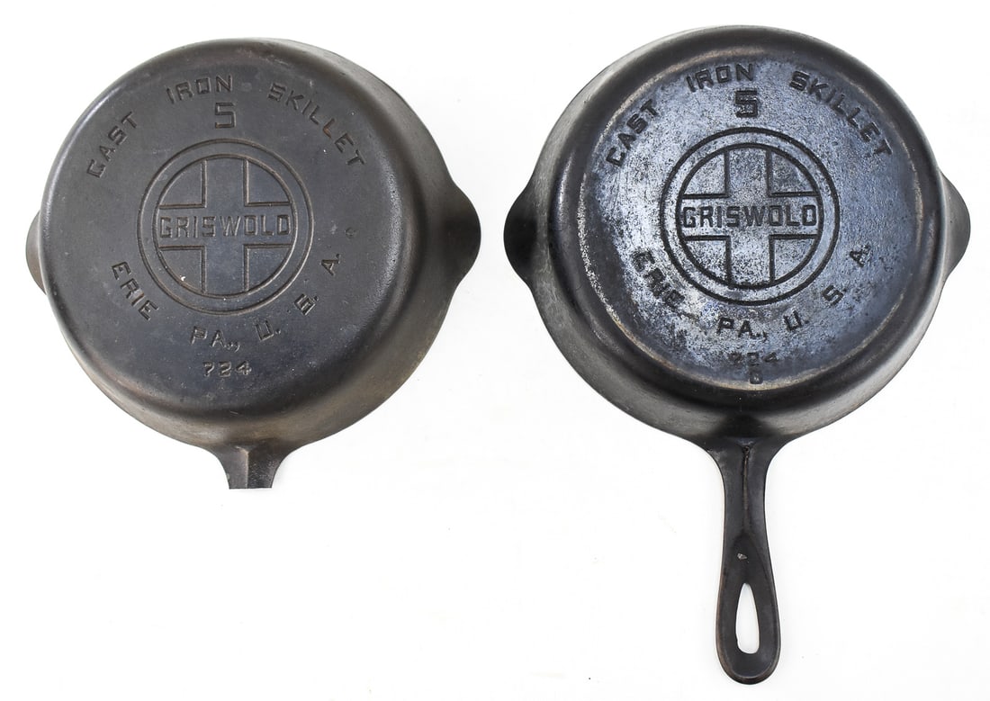 SET OF TWO GRISWOLD CAST IRON SKILLETS (1 of 2)