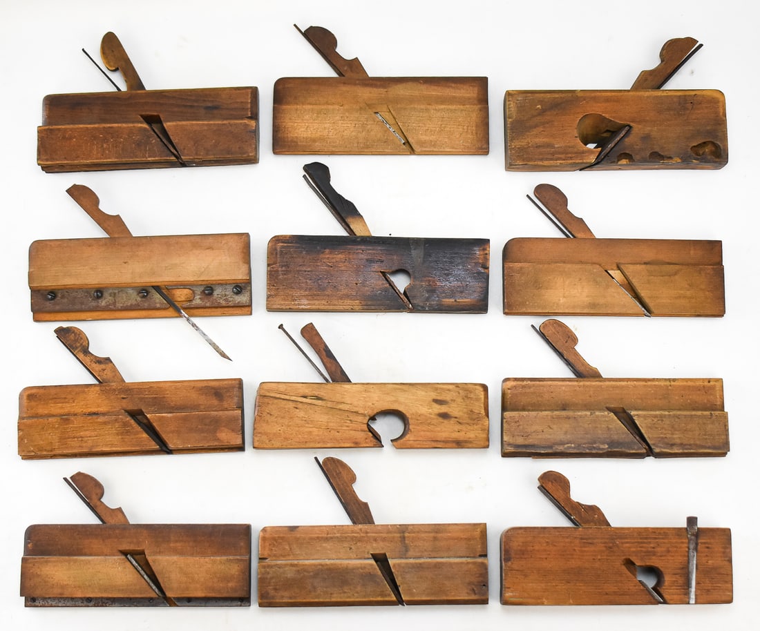 ASSORTMENT OF 12 WOODEN HAND PLANES: AUBURN TOOL CO., OHIO TOOL CO., KILBOURNE KUHNS & CO.