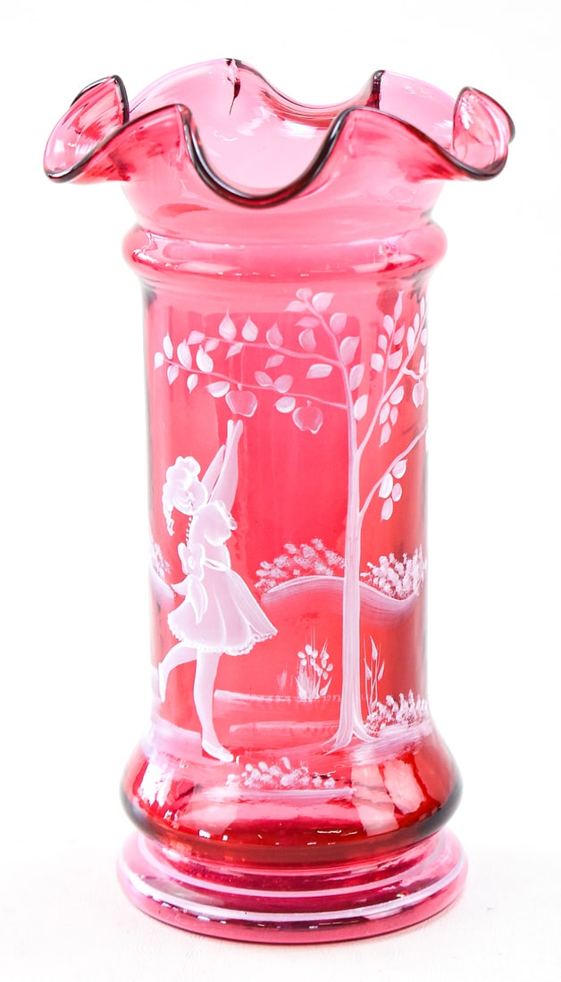 FENTON MARY GREGORY CRANBERRY PILLAR VASE (1 of 6)