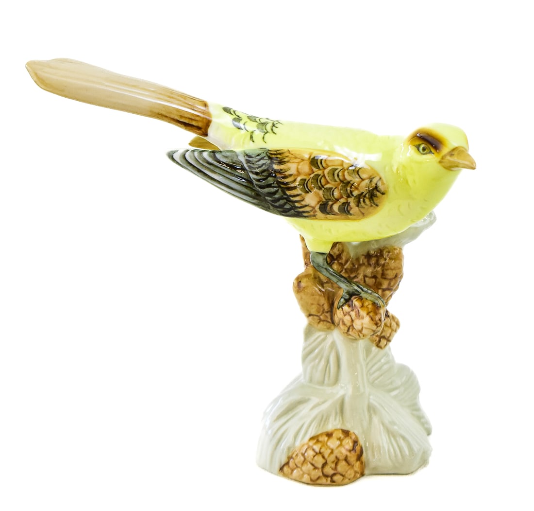 ROYAL DUX BOHEMIA PORCELAIN BIRD FIGURINE: This bird is also referred to as the yellow warbler or cuckoo and has the model number 359. This bird has a special marking on the bottom signifying it was manufactured by Royal Dux Bohemia in the