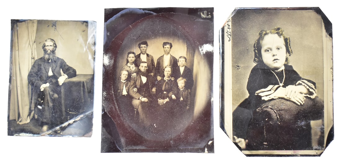 FAMILY TIN TYPE TRIO (1 of 4)