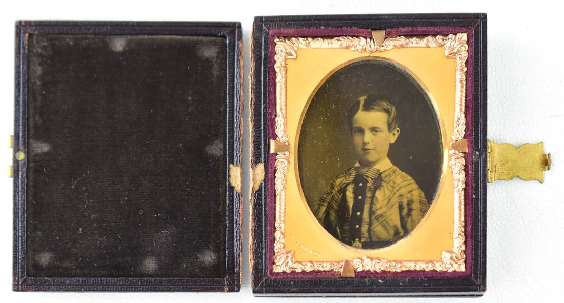 DOUBLE-SIDED CASED AMBROTYPE PHOTOGRAPH - 2