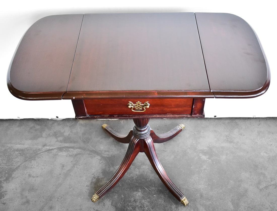 DUNCAN PHYFE STYLE DROP LEAF PEDESTAL SIDE TABLE - 4