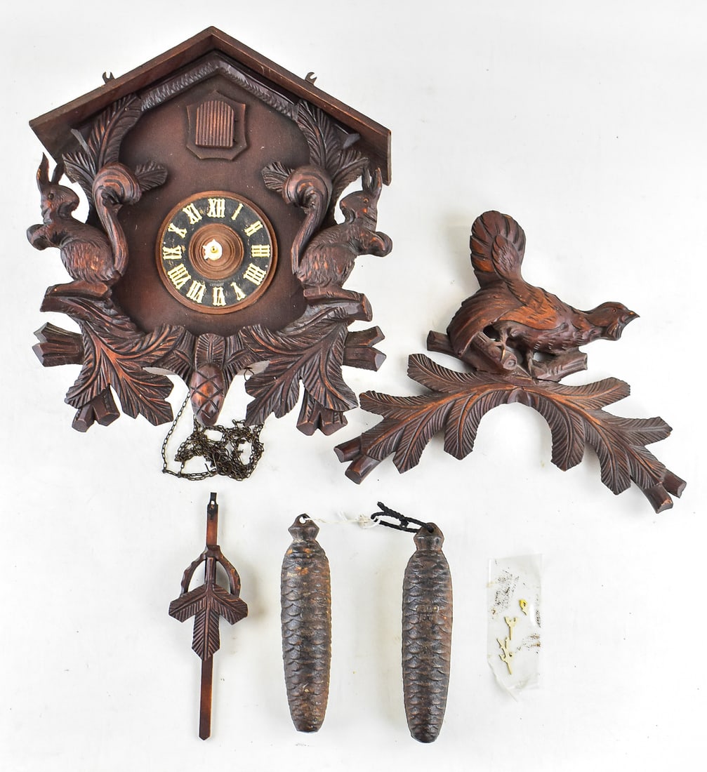 GERMAN BLACK FOREST STYLE CUCKOO CLOCK (1 of 2)