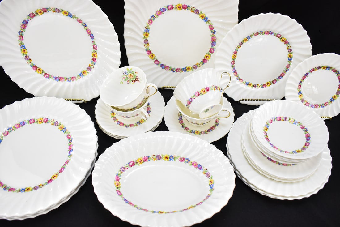 ROYAL DOULTON "EVESHAM" DISH COLLECTION - 2