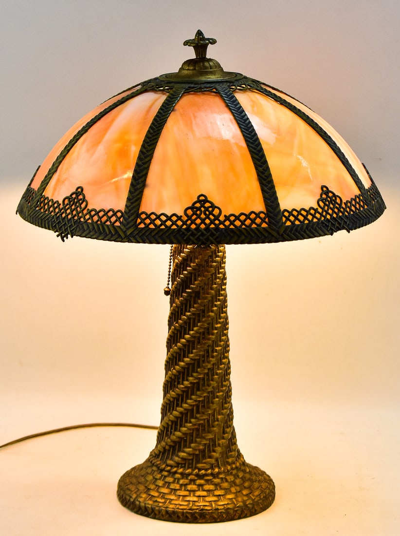 ART NOUVEAU SLAG GLASS TABLE LAMP (1 of 4)