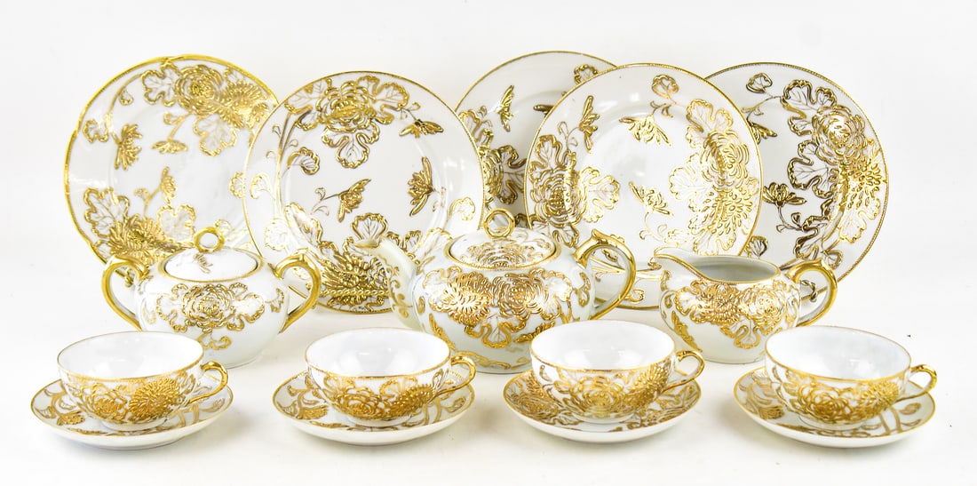 NAGOYA SHOFU NIPPON GOLD PORCELAIN TEA SET (1 of 6)