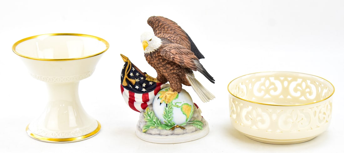 LENOX TRACERY COLLECTION PEDESTAL & CENTERPIECE BOWL, & LENOX "SPIRIT OF PEACE" FIGURINE: Two pieces from the Lenox Tracery Collection including a Brittany pierced bone porcelain bowl with 24k gold trim and a porcelain candlestick holder with 24k gold trim. Additionally, this lot contains 