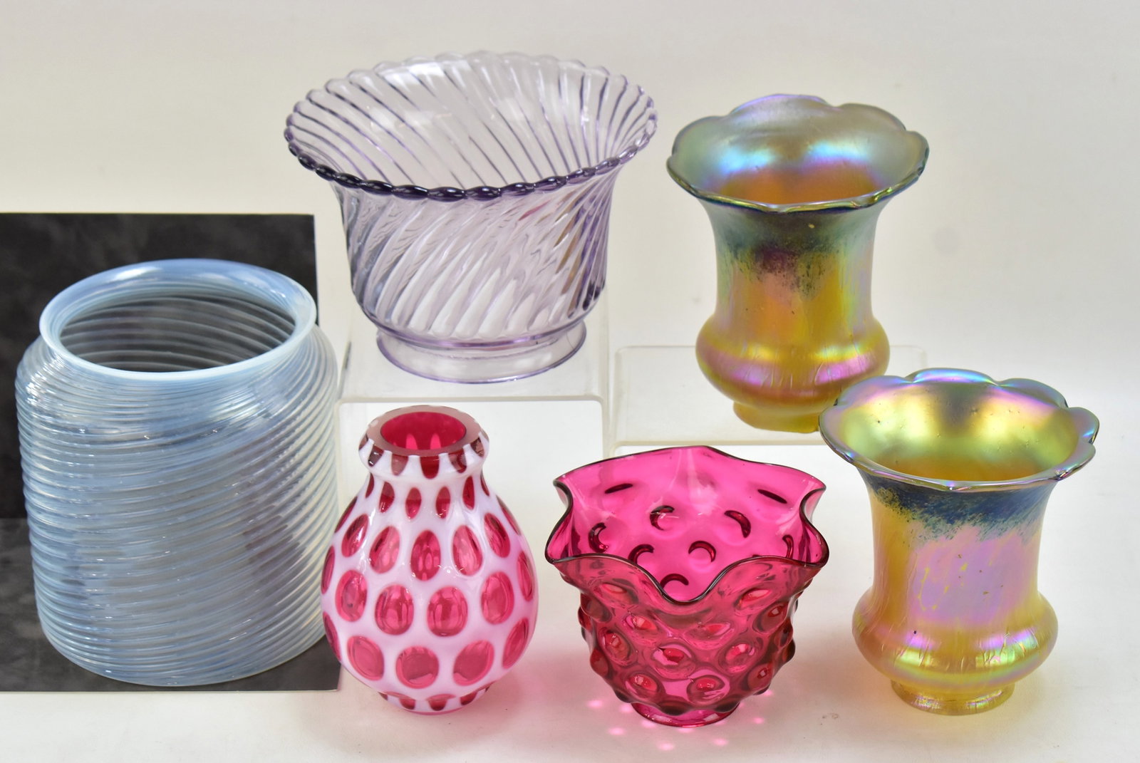 ASSORTMENT OF SIX GLASS LAMPSHADES: FENTON. ART NOUVEAU (1 of 7)